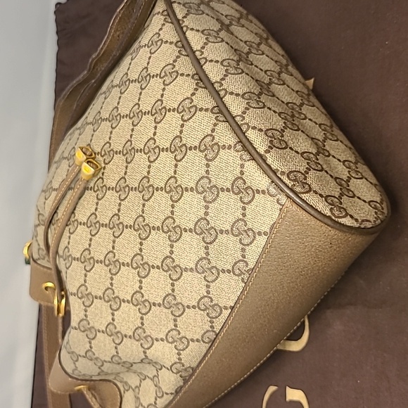 GUCCI ACCESSORIES VINTAGE 70’S WEB SHERRY DRAWSTRING GG SUPREME COATED BUCKETBAG - Picture 14 of 17